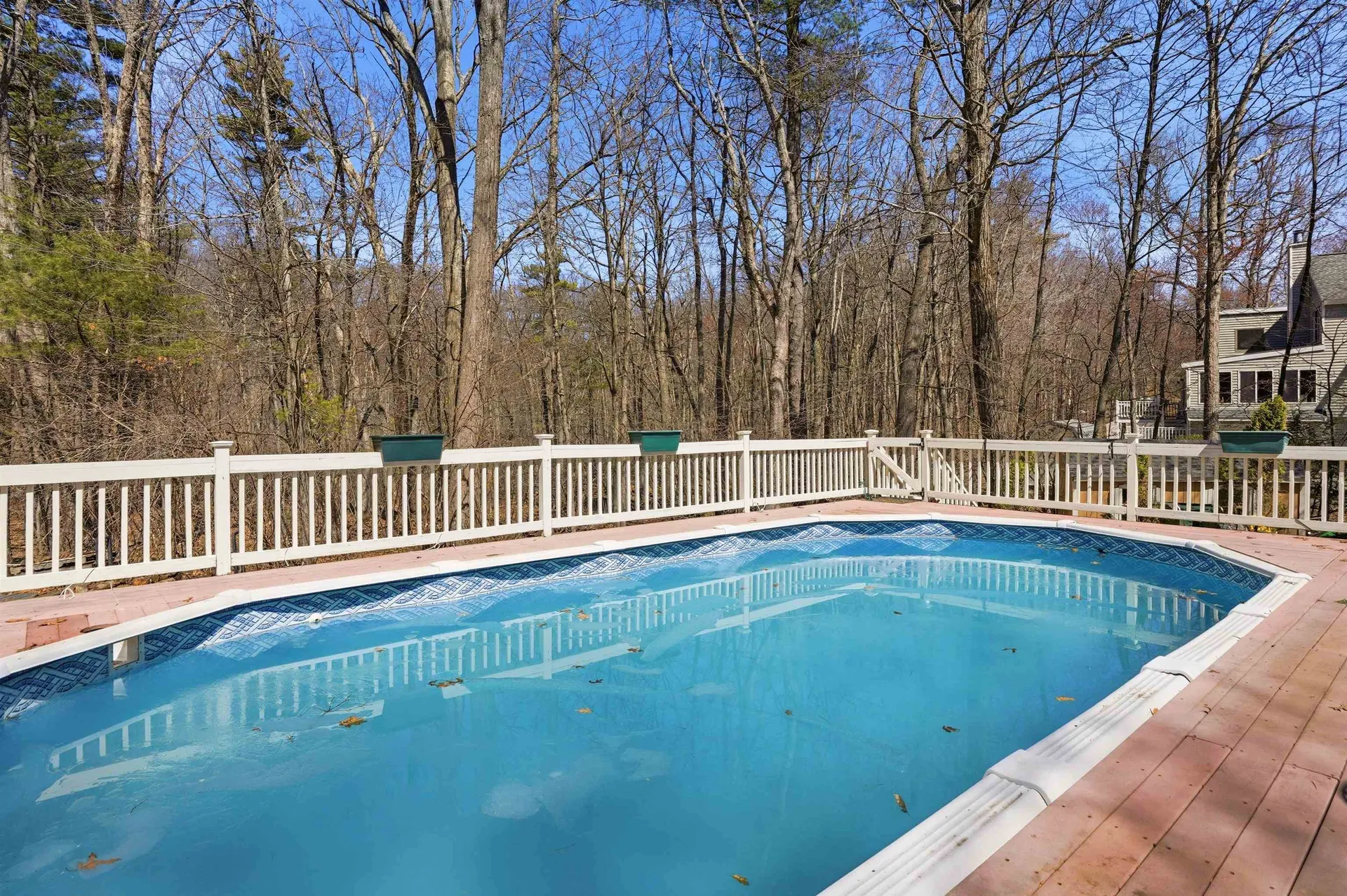 10 Hunter Drive Derry NH 03038