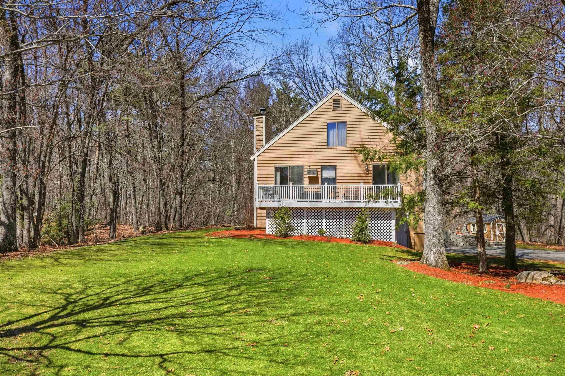 10 Hunter Drive Derry NH 03038