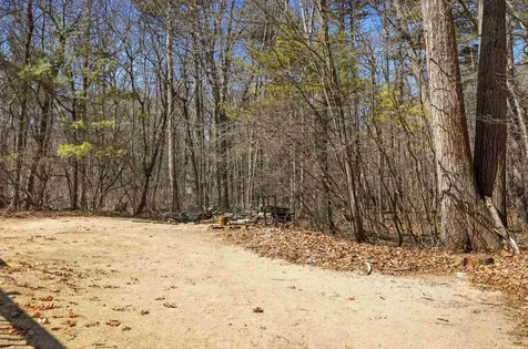 10 Hunter Drive Derry NH 03038