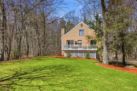 10 Hunter Drive Derry NH 03038