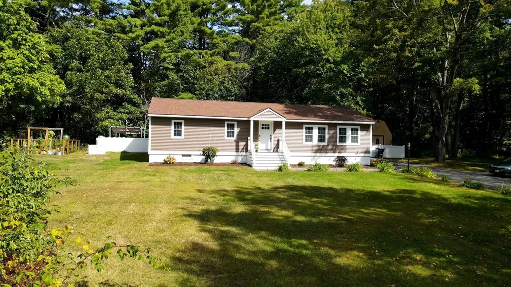 195 Bypass 28 Derry NH 03038