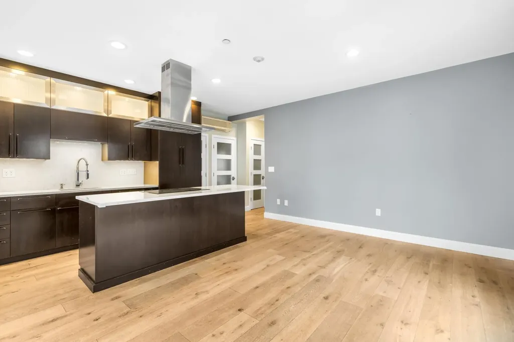 43 Cornwall Street Portsmouth NH 03801