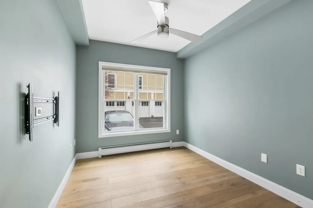 43 Cornwall Street Portsmouth NH 03801