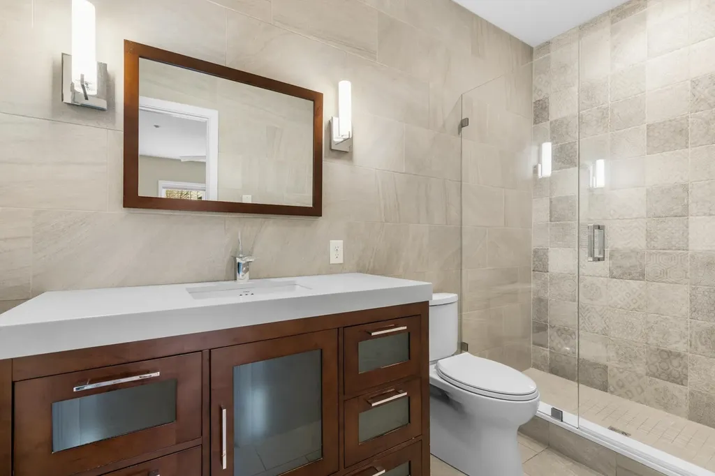 43 Cornwall Street Portsmouth NH 03801