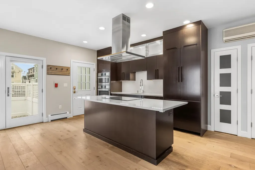 43 Cornwall Street Portsmouth NH 03801