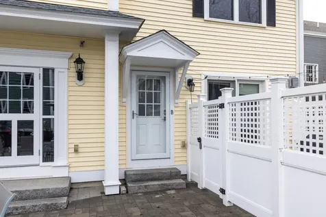 43 Cornwall Street Portsmouth NH 03801