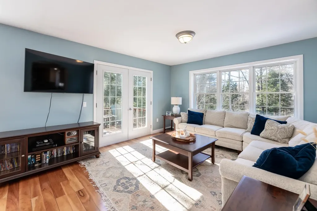 10 Skywatch Road Center Harbor NH 03226