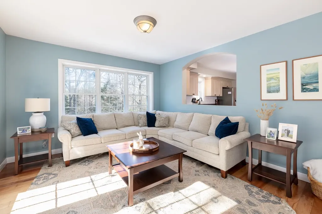 10 Skywatch Road Center Harbor NH 03226