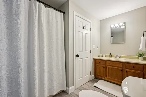 13 Stanorm Drive Newmarket NH 03857