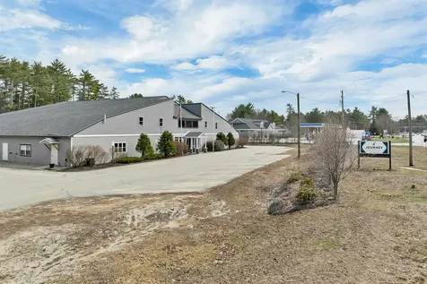 8 Eastern Avenue Barrington NH 03825