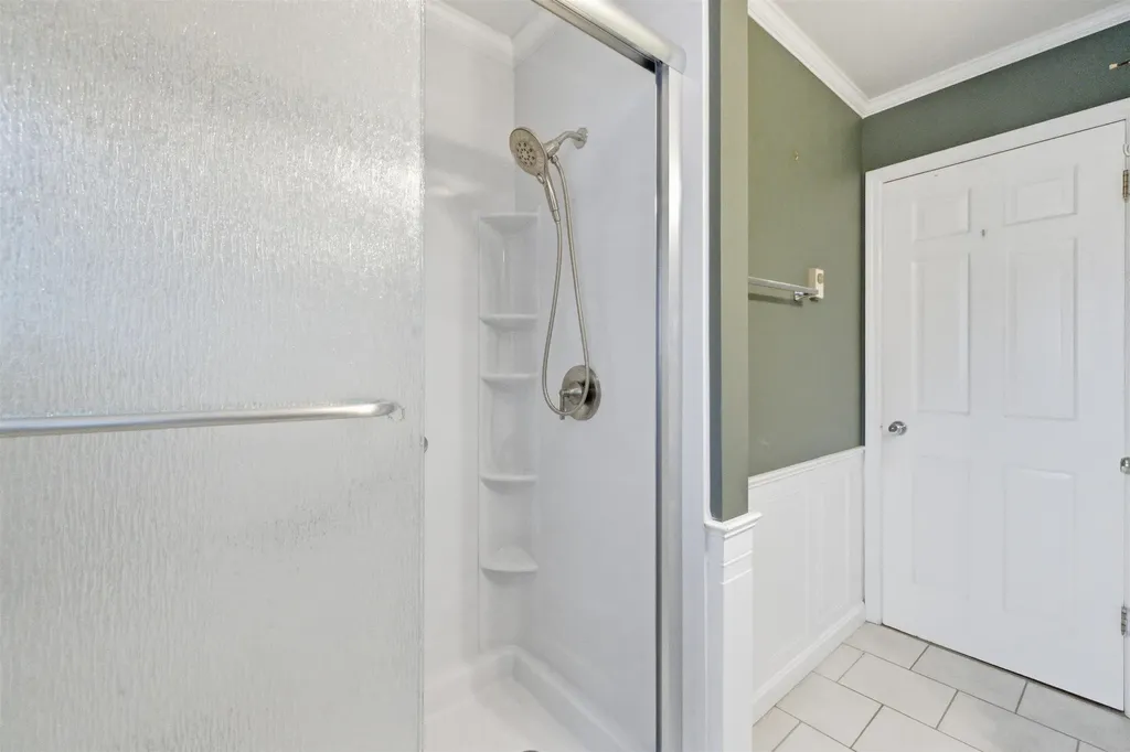 6 Anthony Drive Laconia NH 03246
