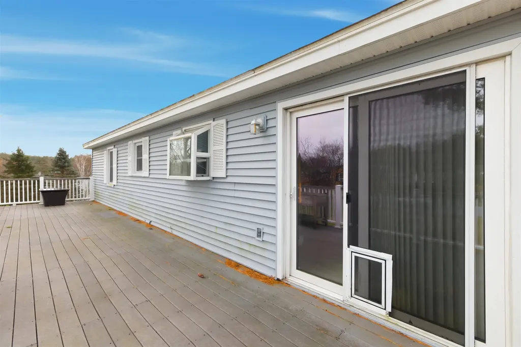 6 Anthony Drive Laconia NH 03246
