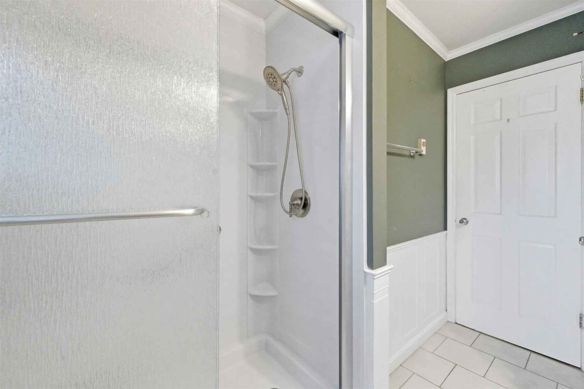 6 Anthony Drive Laconia NH 03246