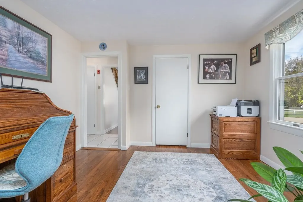 27 Hampshire Avenue Rochester NH 03867