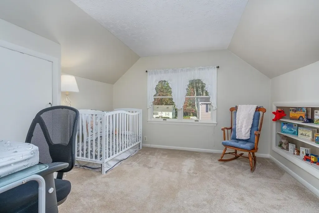 27 Hampshire Avenue Rochester NH 03867