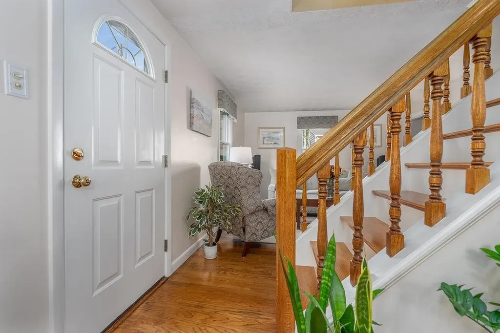 27 Hampshire Avenue Rochester NH 03867