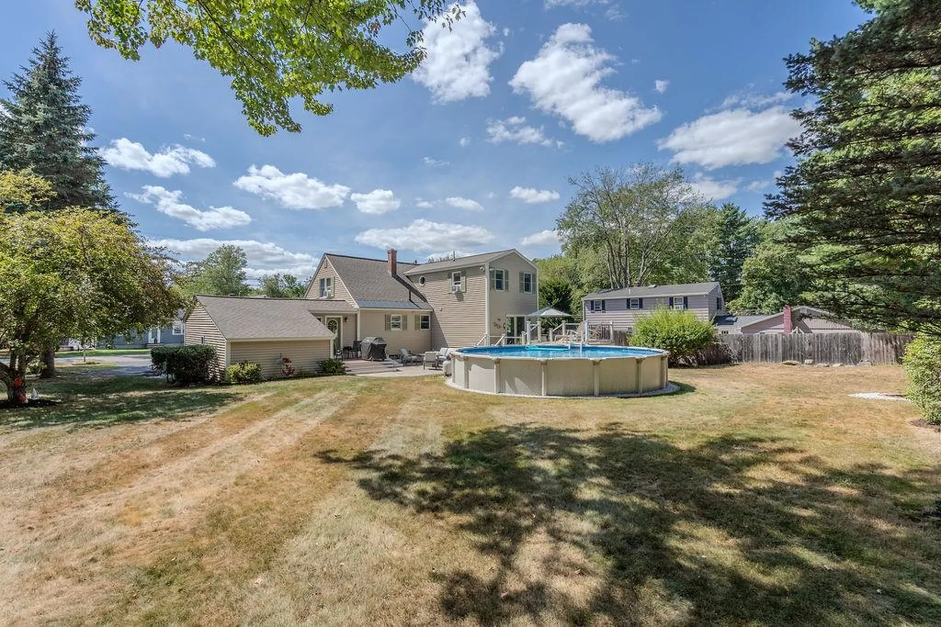 27 Hampshire Avenue Rochester NH 03867