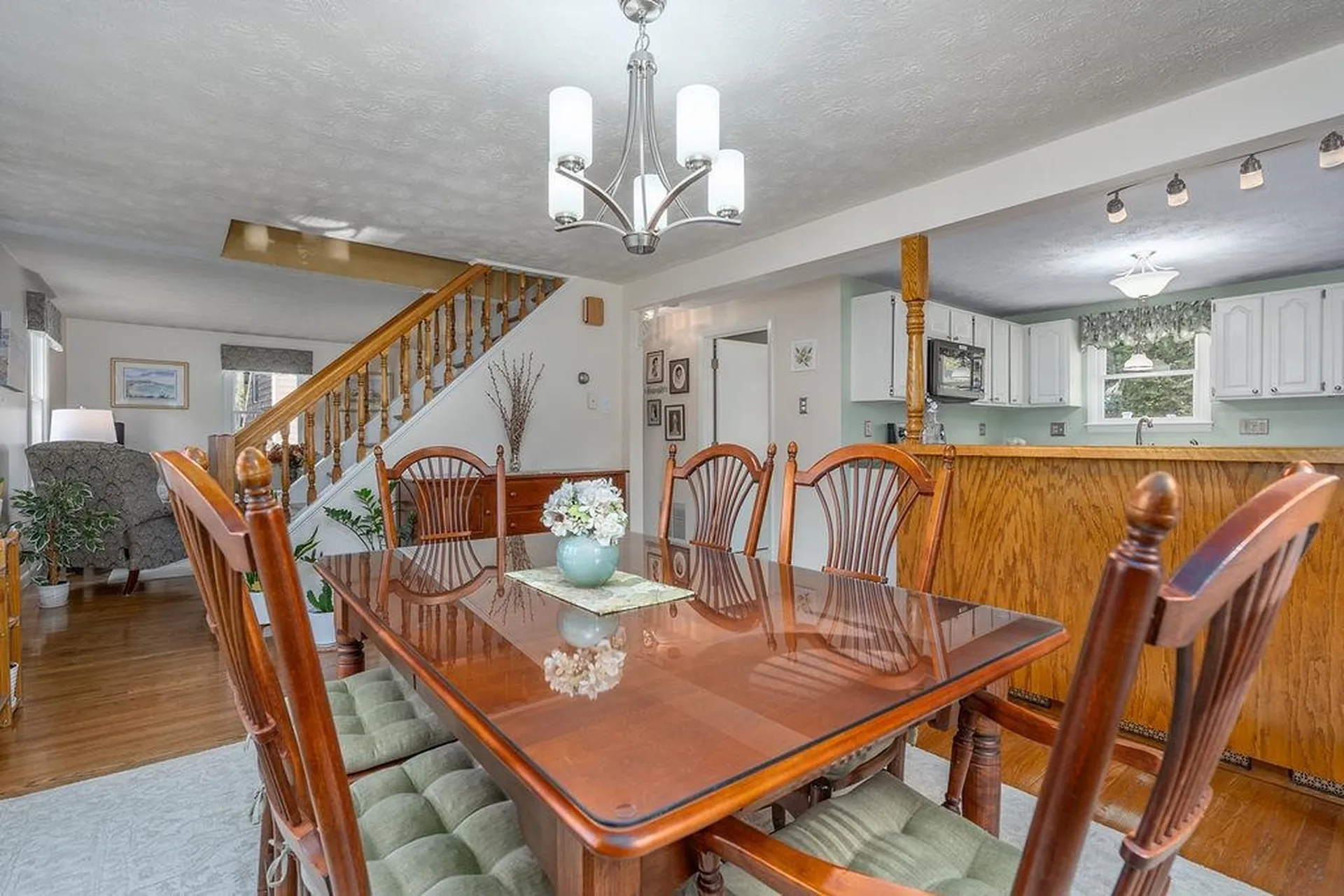 27 Hampshire Avenue Rochester NH 03867