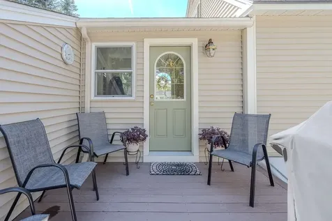 27 Hampshire Avenue Rochester NH 03867