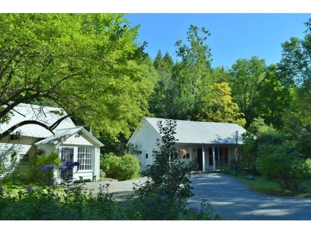 30 Back Street Newfane VT 05345
