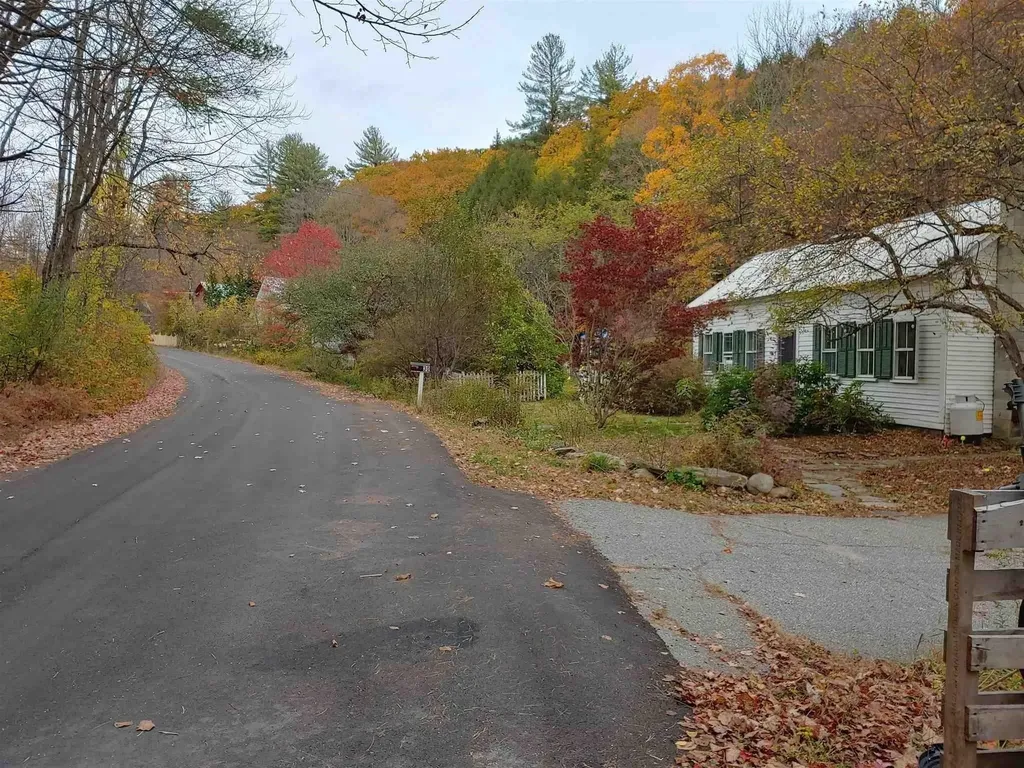 30 Back Street Newfane VT 05345