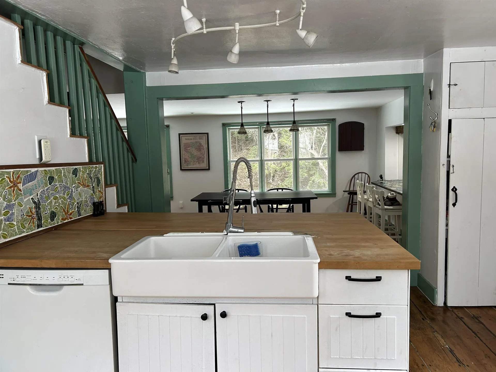 30 Back Street Newfane VT 05345