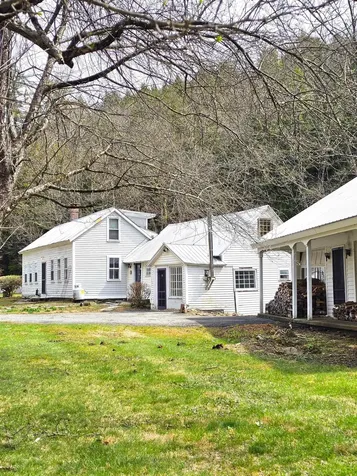 30 Back Street Newfane VT 05345