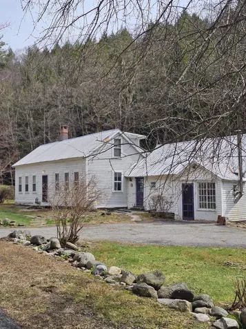 30 Back Street Newfane VT 05345