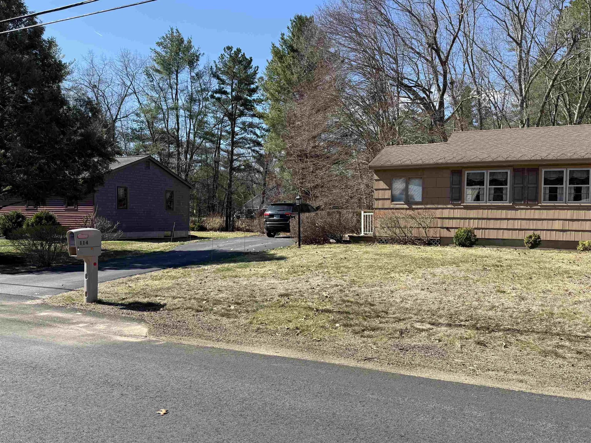 114 General Sullivan Way Rollinsford NH 03869