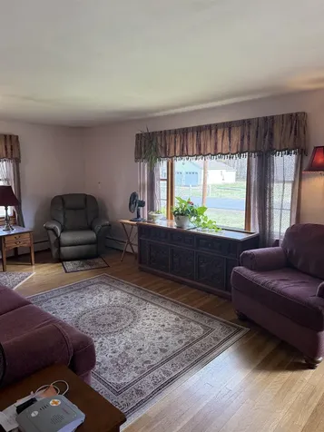 114 General Sullivan Way Rollinsford NH 03869