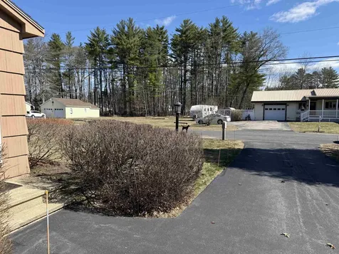 114 General Sullivan Way Rollinsford NH 03869