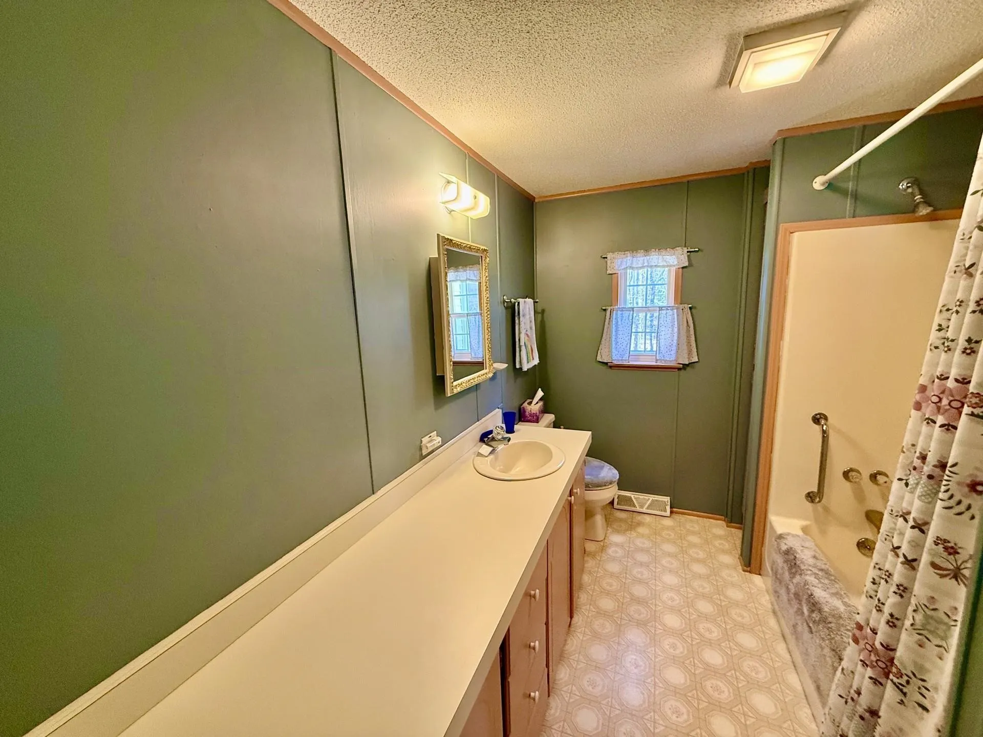 186 Deer Path Road Hopkinton NH 03229