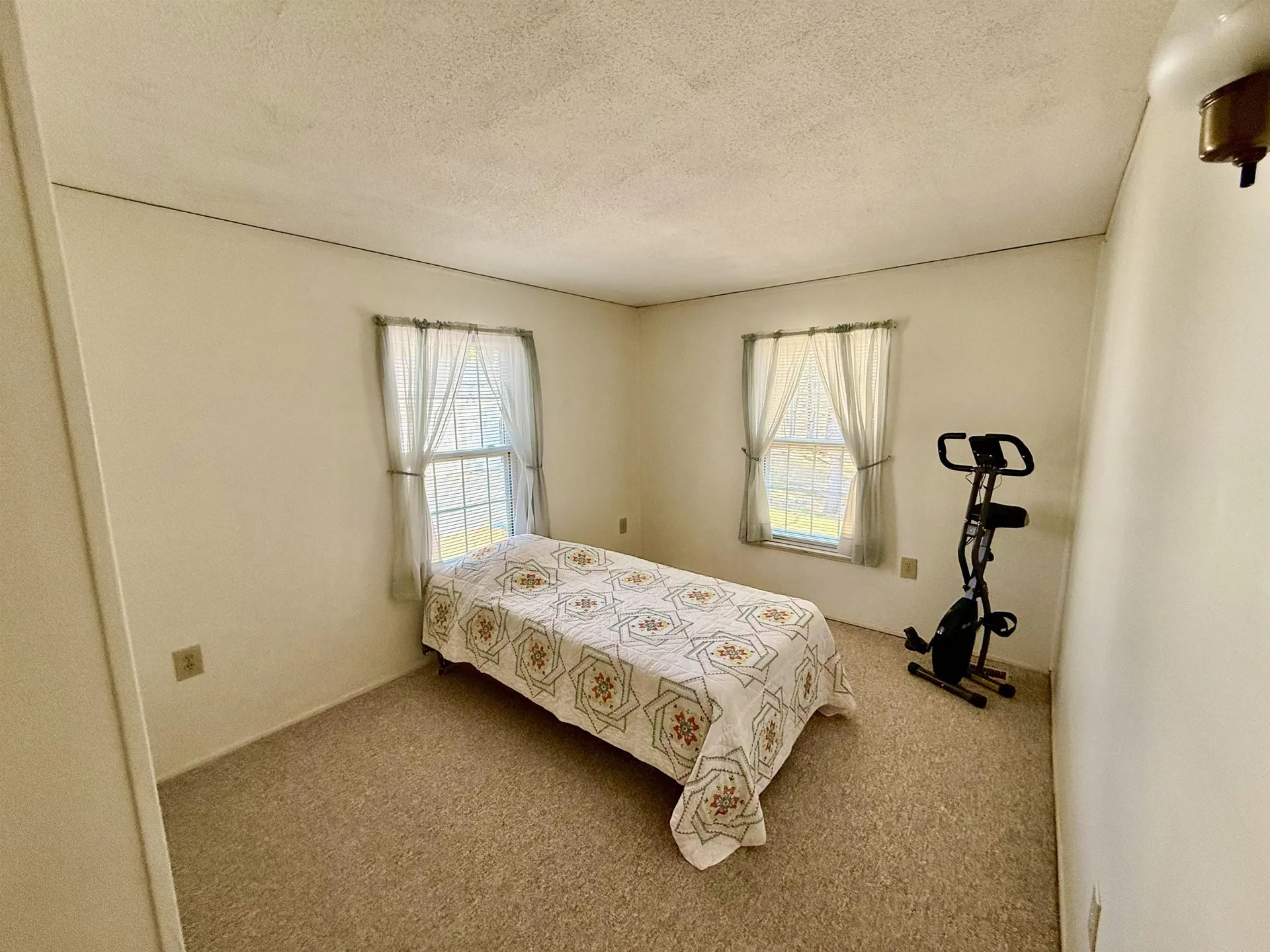 186 Deer Path Road Hopkinton NH 03229