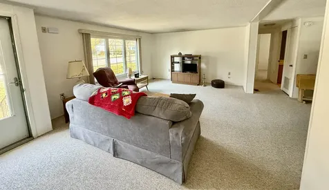 186 Deer Path Road Hopkinton NH 03229