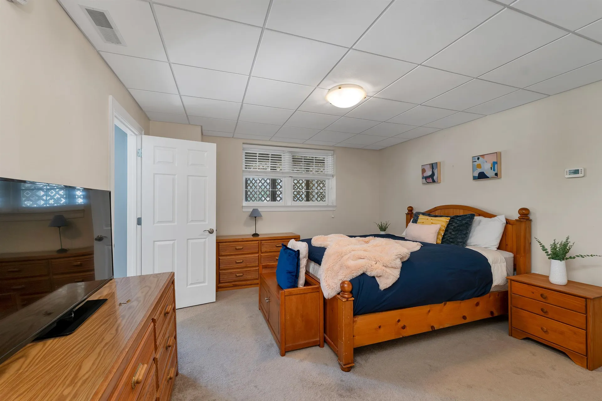 70 Colonel Daniels Drive Bedford NH 03110