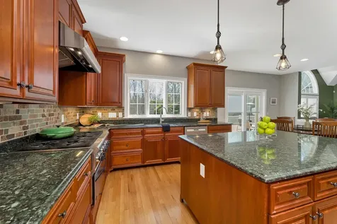 70 Colonel Daniels Drive Bedford NH 03110