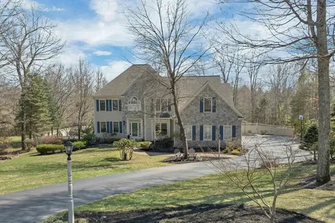 70 Colonel Daniels Drive Bedford NH 03110