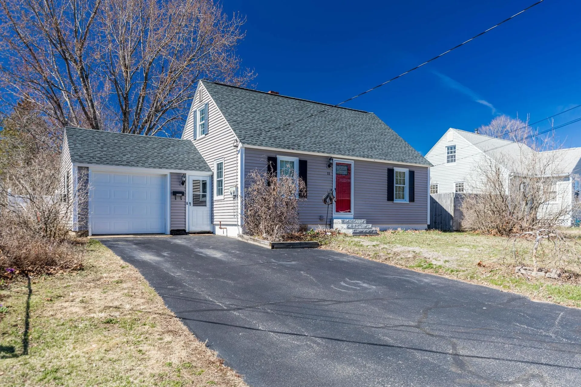 11 Lyons Street Rochester NH 03867