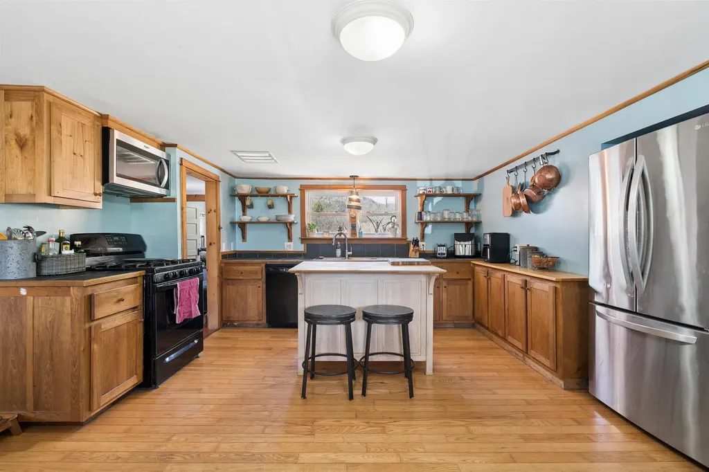 88 Spring Road Tunbridge VT 05077