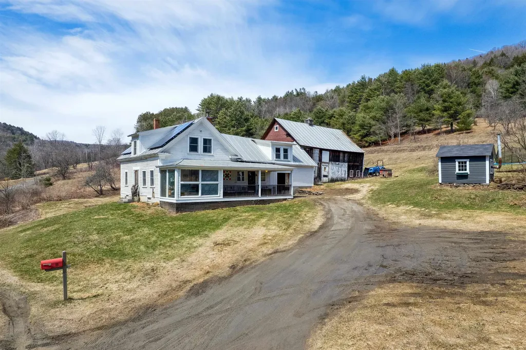 88 Spring Road Tunbridge VT 05077