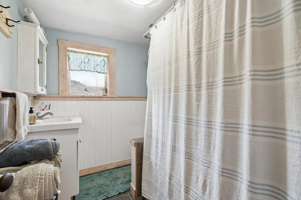 88 Spring Road Tunbridge VT 05077