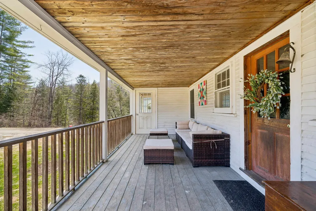 88 Spring Road Tunbridge VT 05077