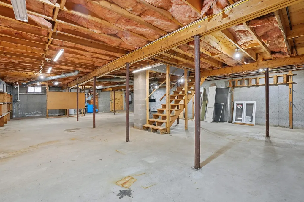 25 Maylane Drive Salem NH 03079