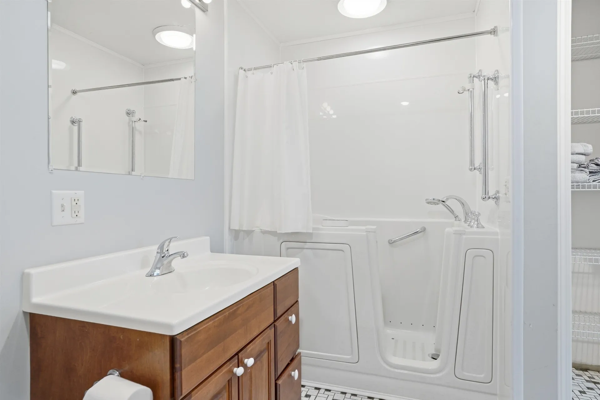 25 Maylane Drive Salem NH 03079