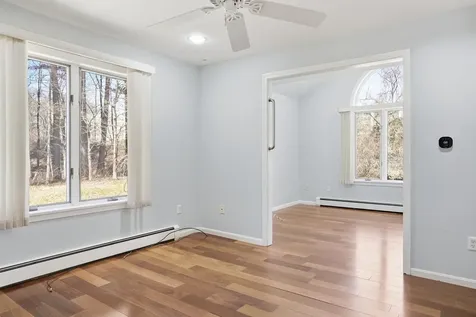25 Maylane Drive Salem NH 03079