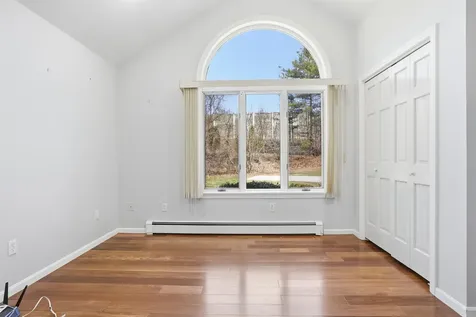 25 Maylane Drive Salem NH 03079