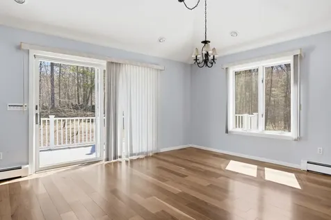 25 Maylane Drive Salem NH 03079