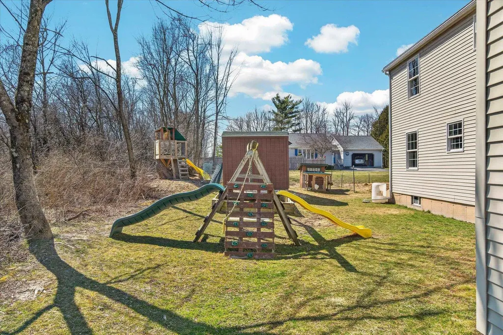 110 Sarahs Way Middlebury VT 05753