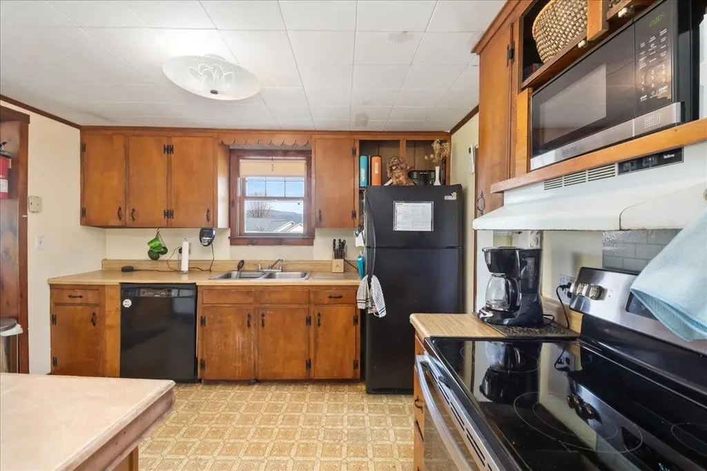 251 Hunt Road New Haven VT 05472