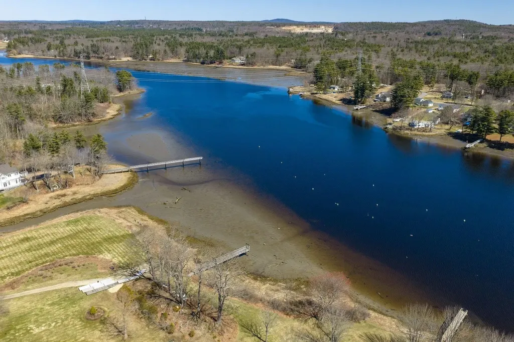 16 Isaac Lucas Circle Dover NH 03820